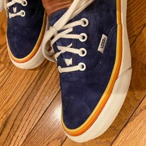 Unisex Navy suede vans